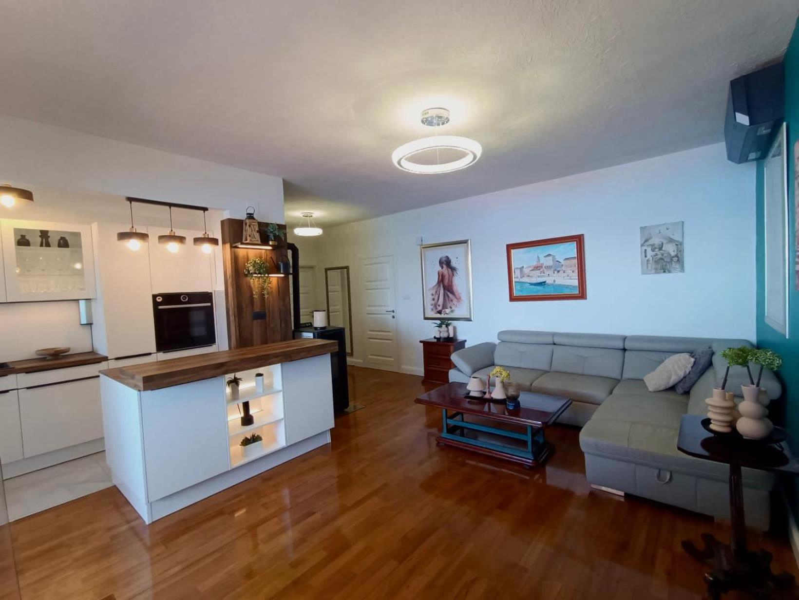 Apartment Spira Puovica 特罗吉尔 外观 照片