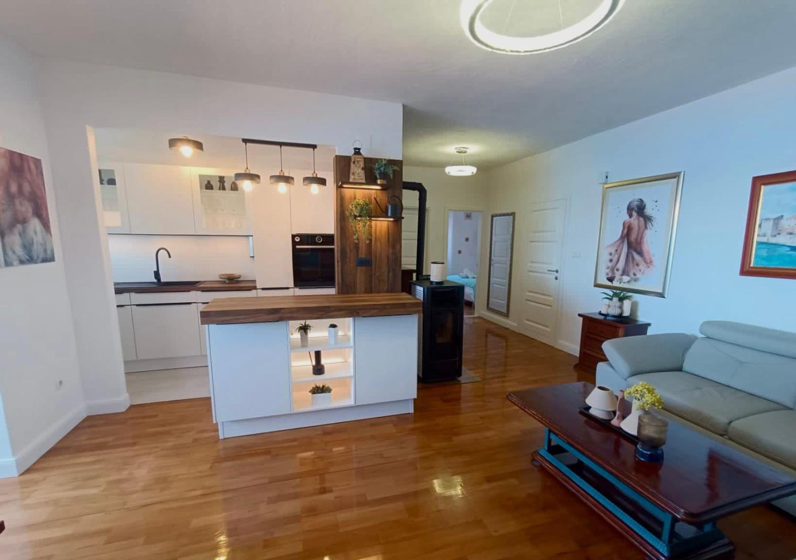 Apartment Spira Puovica 特罗吉尔 外观 照片