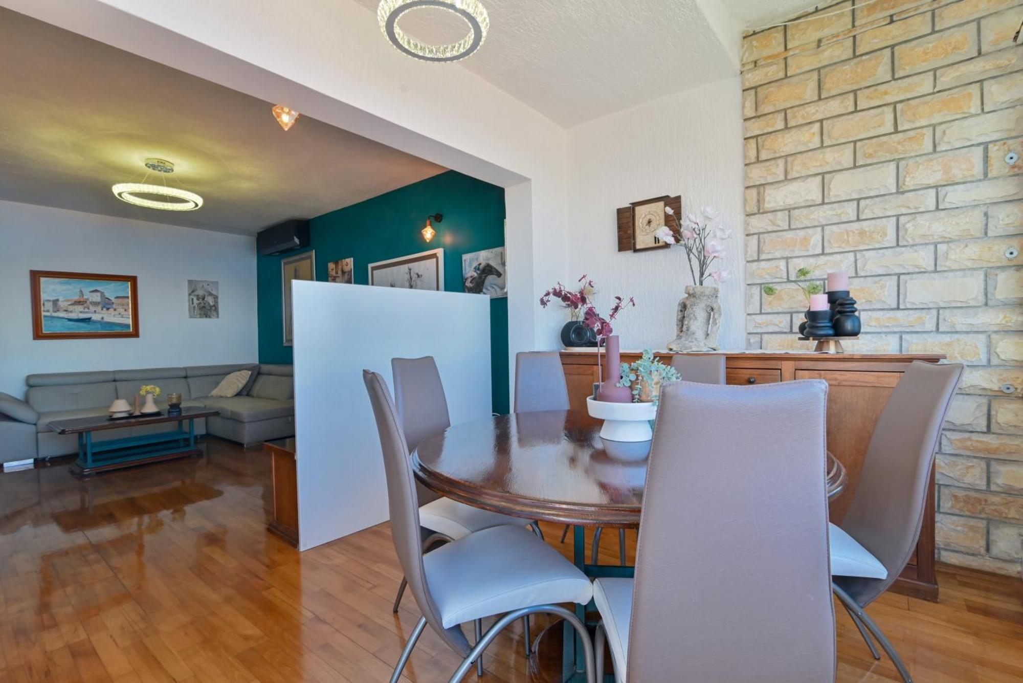 Apartment Spira Puovica 特罗吉尔 外观 照片
